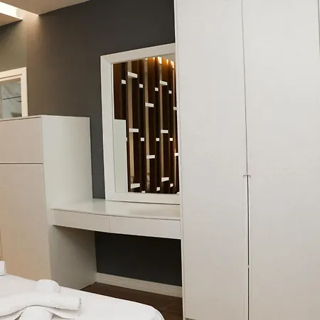Airen Hotel 3*