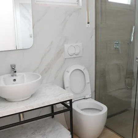 Airen 3* Velipojë