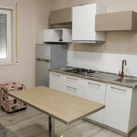 Airen Hotel Velipojë