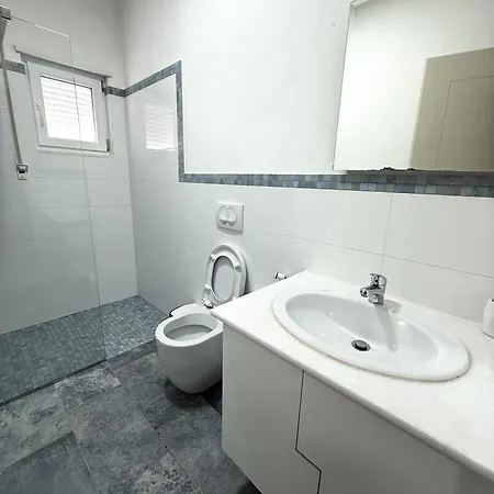 Hotel Airen 3*