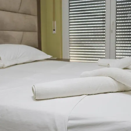 Airen Hotel 3*